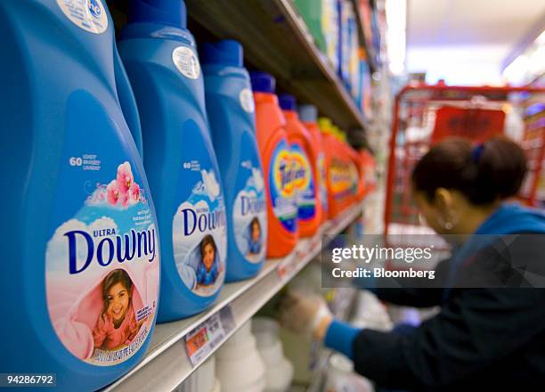 Procter & Gamble Co.'s Downy fabric softener sits on the shelf at a supermarket in New York, U.S., on Friday, Dec. 11, 2009. Procter & Gamble Co.,...