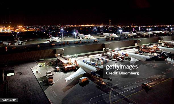 Boeing 727 aircraft, foreground, sit on the tarmac at the FedEx Express hub at Memphis International Airport in Memphis, Tennessee, U.S., on Friday,...