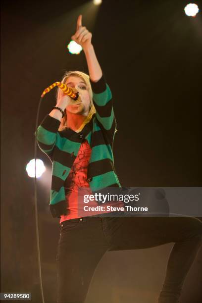 Hayley Williams of Paramore performs on stage at NIA Arena on December 11, 2009 in Birmingham, England.