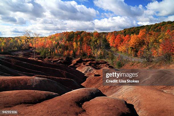 cheltenham badlands - badlands stock-fotos und bilder