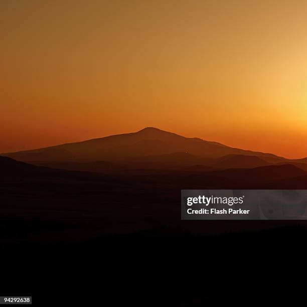 halla mountain from daeroksan oreum - cinder cone volcano stock pictures, royalty-free photos & images