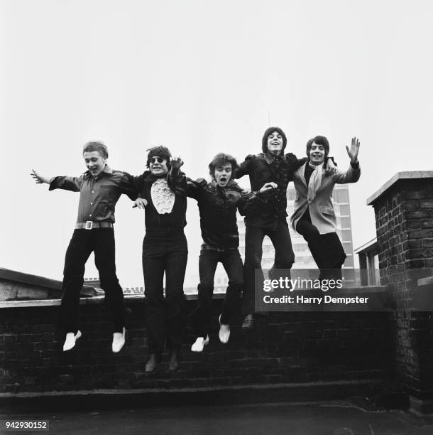British pop and soul group Love Affair, UK, 23rd January 1968; (not in order: Steve Ellis, Maurice Bacon, Mick Jackson, Lynton Guest, Rex Brayley.