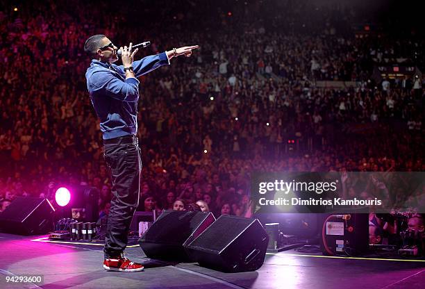 Jay Sean performs onstage during Z100's Jingle Ball 2009 presented by H&M at Madison Square Garden on December 11, 2009 in New York City.