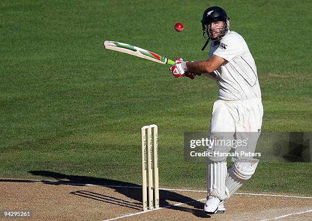 Daniel Vettori of New Zealand hooks the ball away during day two of the Third Test match between New Zealand and Pakistan at McLean Park on December...