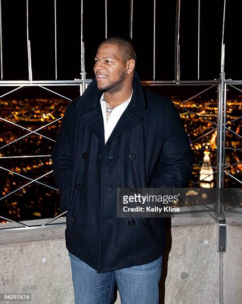 Ndamukong Suh , Heisman Trophy finalist visits the Christmas tree at Rockefeller Center on December 11, 2009 in New York City.