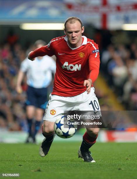 Wayne Rooney of Manchester United in action during the UEFA Champions League quarter final first leg match between Chelsea and Manchester United at...