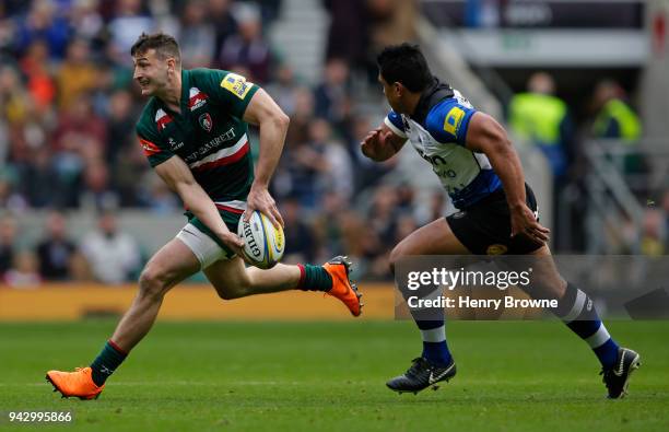 Jonny May of Leicester Tigers and Ben Tapuai of Bath Rugby in action during the Aviva Premiership match between Bath Rugby and Leicester Tigers at...