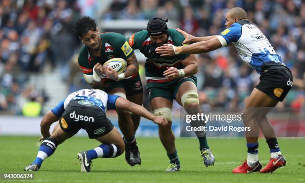 Valentino Mapapalangi of Leicester takes on Ben Tapuai during the Aviva Premiership match between Bath Rugby and Leicester Tigers at Twickenham...