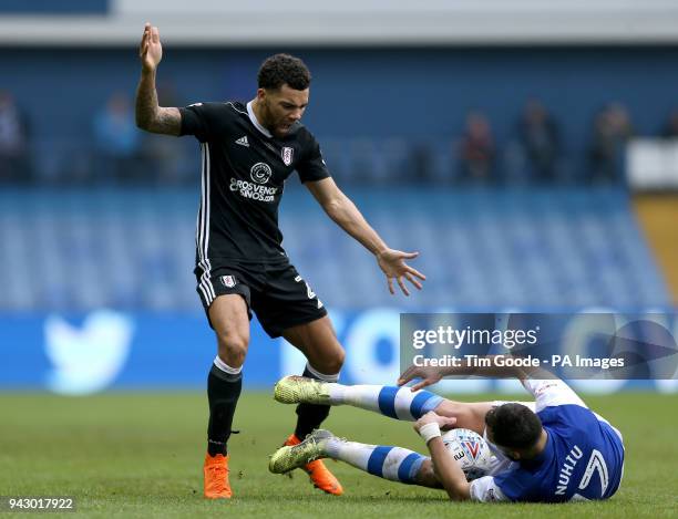 Fulham's Ryan Fredericks and Sheffield Wednesday's Atdhe Nuhiu battle for the ball during the Sky Bet Championship match at Hillsborough, Sheffield.