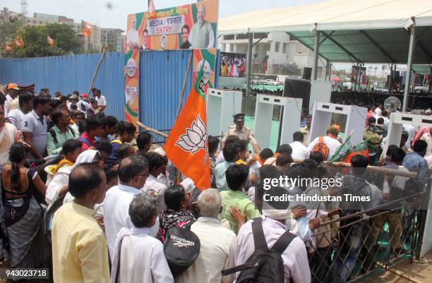 Supporters and workers during the grand celebration of party's 38th foundation day, at BKC ground, on April 6, 2018 in Mumbai, India. Addressing a...