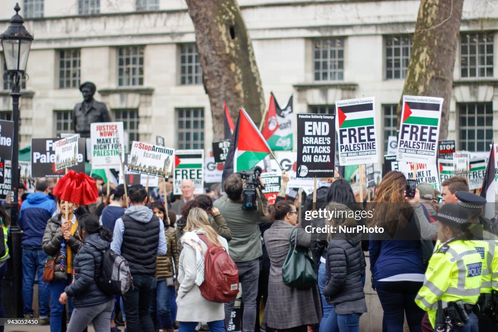 Protest in London 'Stop killings of Palestinian's in Gaza'