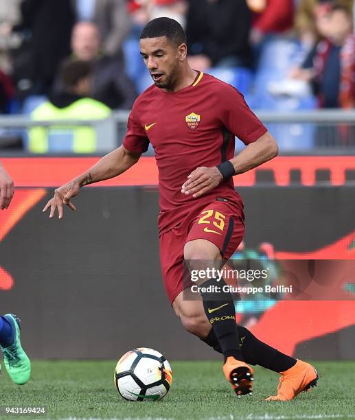 Bruno Peres of AS Roma in action during the serie A match between AS Roma and ACF Fiorentina at Stadio Olimpico on April 7, 2018 in Rome, Italy.