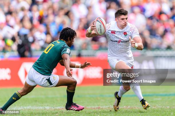 Ben Howard of England runs with the ball during the HSBC Hong Kong Sevens 2018 match between South Africa and England on April 7, 2018 in Hong Kong,...