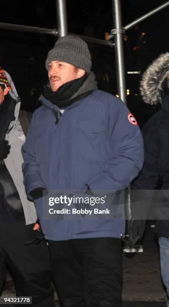Director Darren Aronofsky on location for "Black Swan" on Streets of Manhattan on December 11, 2009 in New York City.