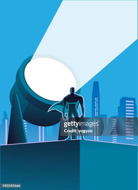 bildbanksillustrationer, clip art samt tecknat material och ikoner med vector superhjälte med ljus signal och city skyline i bakgrunden - strålkastarljus