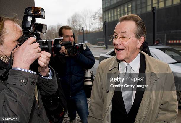 Franz Muentefering, former chairman of German Social Democrats party arrives for his wedding with Michelle Schumann at Zeche Zollverein on December...