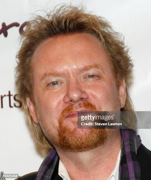 Country music artist Lee Roy Parnell attends the grand opening of the B.B. King's Blues Club at The Mirage Hotel & Casino on December 11, 2009 in Las...
