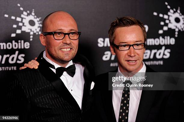 Adam Elliot and his partner arrive for the 2009 Samsung Mobile AFI Awards at the Regent Theatre on December 12, 2009 in Melbourne, Australia.