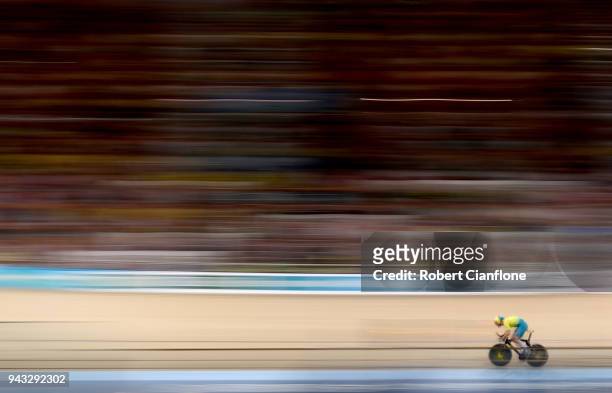 Matt Glaetzer of Australia competes in the MenÕs 1000m Time Trial Final during Cycling on day four of the Gold Coast 2018 Commonwealth Games at Anna...