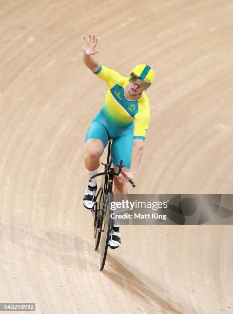 Matt Glaetzer of Australia celebrates winning the Men's 1000m Time Trial during Cycling on day four of the Gold Coast 2018 Commonwealth Games at Anna...