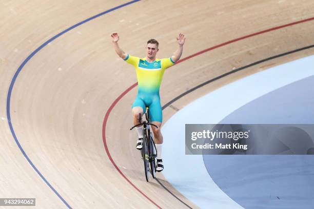 Matt Glaetzer of Australia celebrates winning the Men's 1000m Time Trial during Cycling on day four of the Gold Coast 2018 Commonwealth Games at Anna...