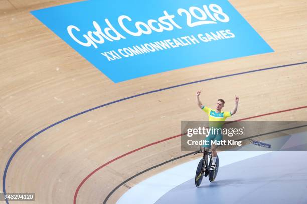 Matt Glaetzer of Australia celebrates winning the Men's 1000m Time Trial during Cycling on day four of the Gold Coast 2018 Commonwealth Games at Anna...