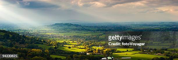 sunlight on farms, villages, suburbs - cotswolds stock pictures, royalty-free photos & images