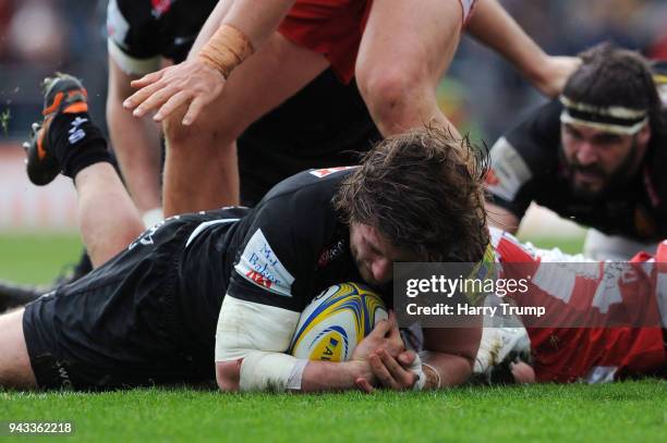 Alec Hepburn of Exeter Chiefs scores his teams first try during the Aviva Premiership match between Exeter Chiefs and Gloucester Rugby at Sandy Park...