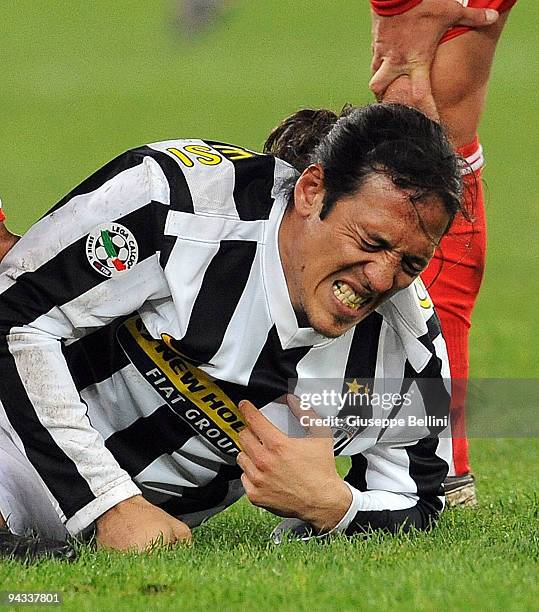 Mauro German Camoranesi of Juventus FC reacts to an injury during the Serie A match between AS Bari and Juventus FC at Stadio San Nicola on December...