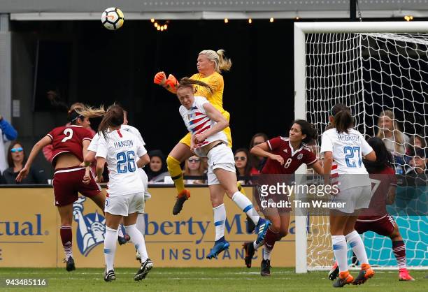 Jane Campbell of United States blocks a shot by Kenti Robles of Mexico in the second half at BBVA Compass Stadium on April 8, 2018 in Houston, Texas.