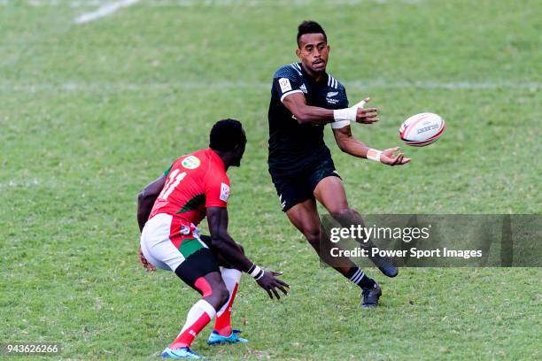 Tila Mealoi of New Zealand passes the ball during the HSBC Hong Kong Sevens 2018 Semi-Finals match between Kenya and New Zealand on April 8, 2018 in...