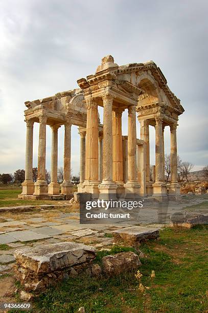 tetrapylon of aphrodisias, turkey - greek roman civilization stock pictures, royalty-free photos & images