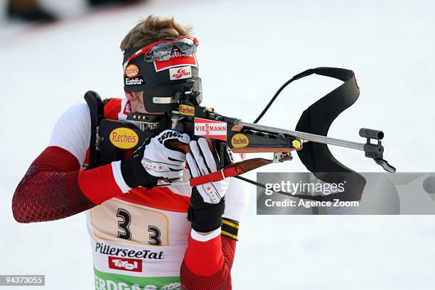 Dominik Landertinger of Austria during the e.on Ruhrgas IBU Biathlon World Cup Men's 4 x 7.5 km Relay on December 13, 2009 in Hochfilzen, Austria.