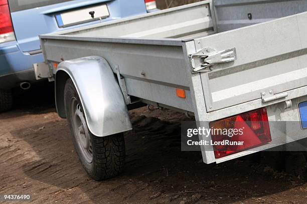 car trailer for transport - aanhangwagen stockfoto's en -beelden