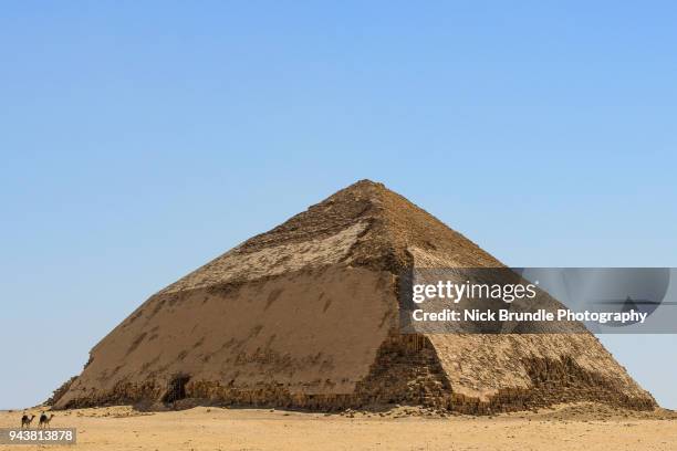 bent pyramid at dahshur, cairo, egypt. - limestone pyramids stock pictures, royalty-free photos & images