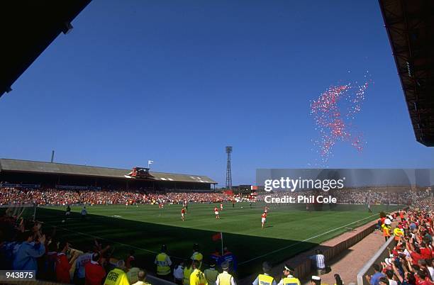 General view of Oakwell during the FA Carling Premiership match against West Ham United in Barnsley, England. \ Mandatory Credit: Phil Cole /Allsport