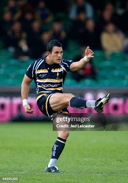 Willie Walker of Worcester Warriors during the Amlin Challenge Cup match between Worcester Warriors and Connaught Rugby at Sixways Stadium, Worcester...