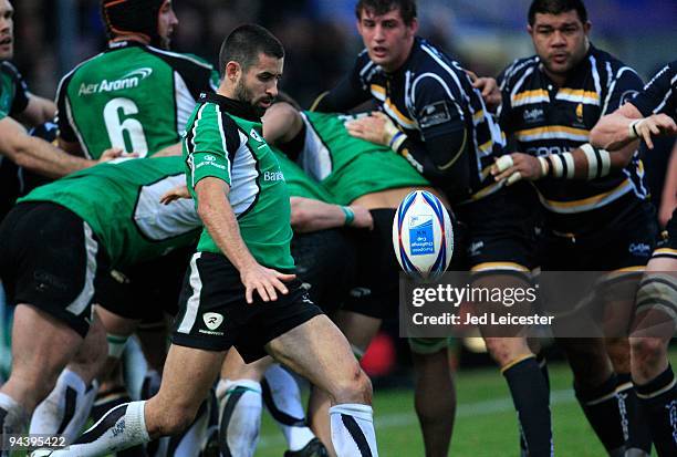 Connaught Rugby scrumhalf Frank Murphy kicks the ball during the Amlin Challenge Cup match between Worcester Warriors and Connaught Rugby at Sixways...