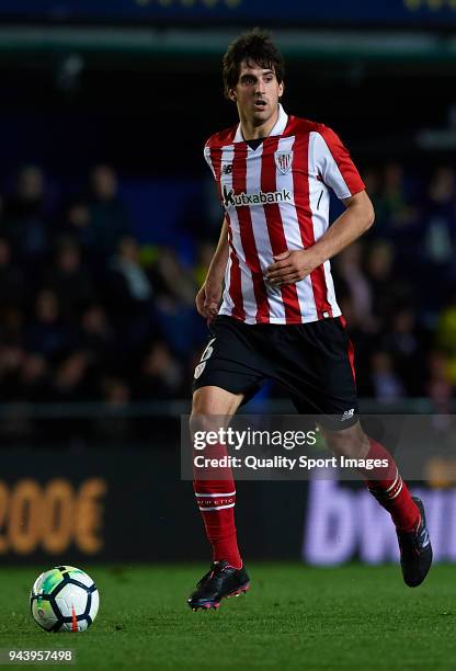 Mikel San Jose of Athletic Club runs with the ball during the La Liga match between Villarreal and Athletic Club at Estadio de La Ceramica on April...