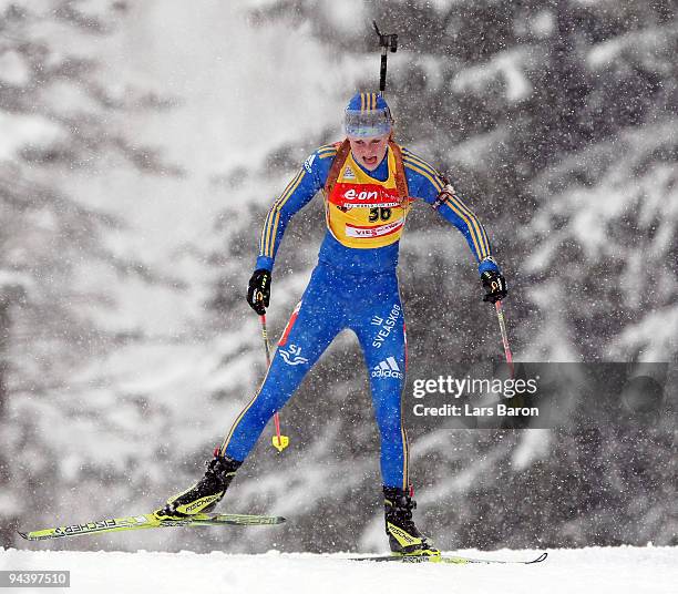 Helena Jonsson of Sweden competes during the Women's 7,5 km Sprint in the IBU Biathlon World Cup on December 11, 2009 in Hochfilzen, Austria.