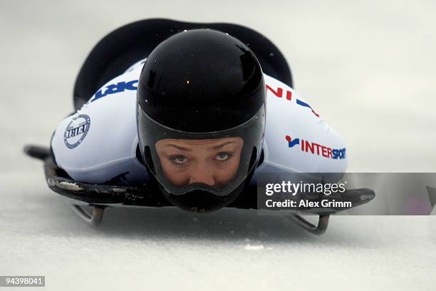 Katie Uhlaender of the U.S. Competes in her first run of the women's skeleton competition during the FIBT Bob & Skeleton World Cup at the bob run on...