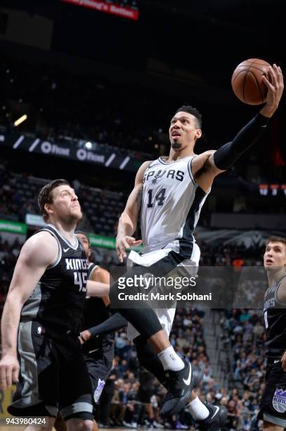 Danny Green of the San Antonio Spurs shoots the ball against the Sacramento Kings on April 9, 2018 at the AT&T Center in San Antonio, Texas. NOTE TO...