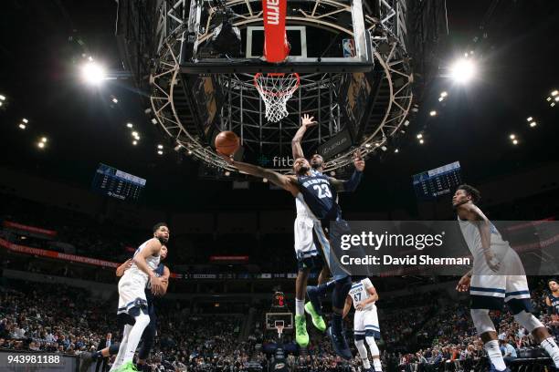 Ben McLemore of the Memphis Grizzlies shoots the ball against the Minnesota Timberwolves on April 9, 2018 at Target Center in Minneapolis, Minnesota....