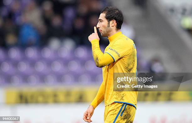 Marco Calamita of Braunschweig reacts during the Third Liga match between VfL Osnabrueck and Eintracht Braunschweig at Osnatel Arena on December 12,...