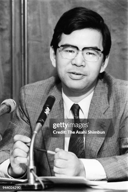 Japanese Communist Party New Chairman Kazuo Shii speaks during a press conference at the Diet building on July 19, 1990 in Tokyo, Japan.