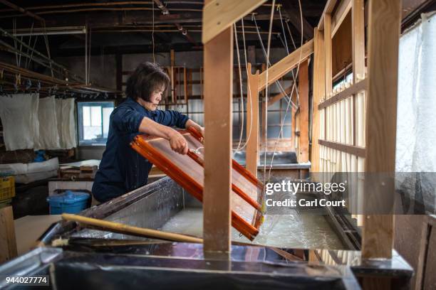 Papermaking Japan 1,126 Paper Making Process Stock Photos, High-Res Pictures, and Images ...