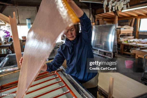 Papermaking Japan 1,126 Paper Making Process Stock Photos, High-Res Pictures, and Images ...