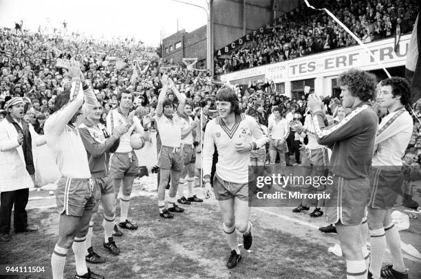 Southampton v Queens Park Rangers, Mike Channon Testimonial at The Dell, Monday 3rd May 1976, Final score: Southampton 2-2 QPR.