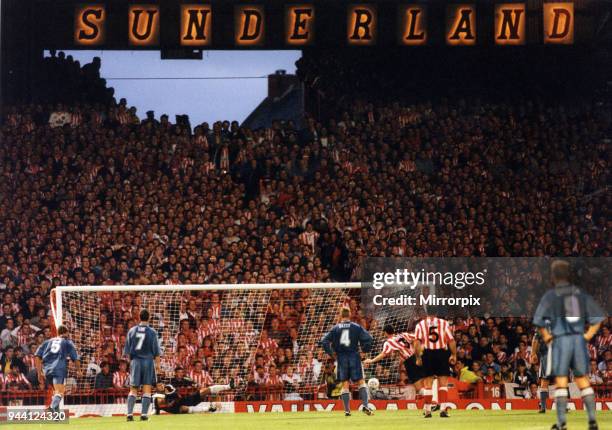 Sunderland 1 -2 Newcastle Premiership match held at Roker Park, 4th September 1996.