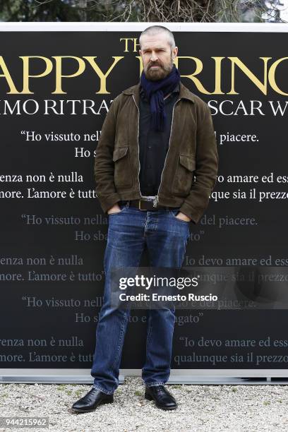 Rupert Everett attends 'The Happy Prince' photocall at La Casa Del Cinema on April 10, 2018 in Rome, Italy.